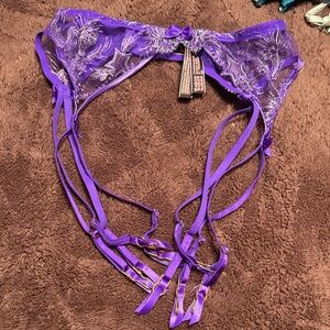 Purple Lace Women's garter